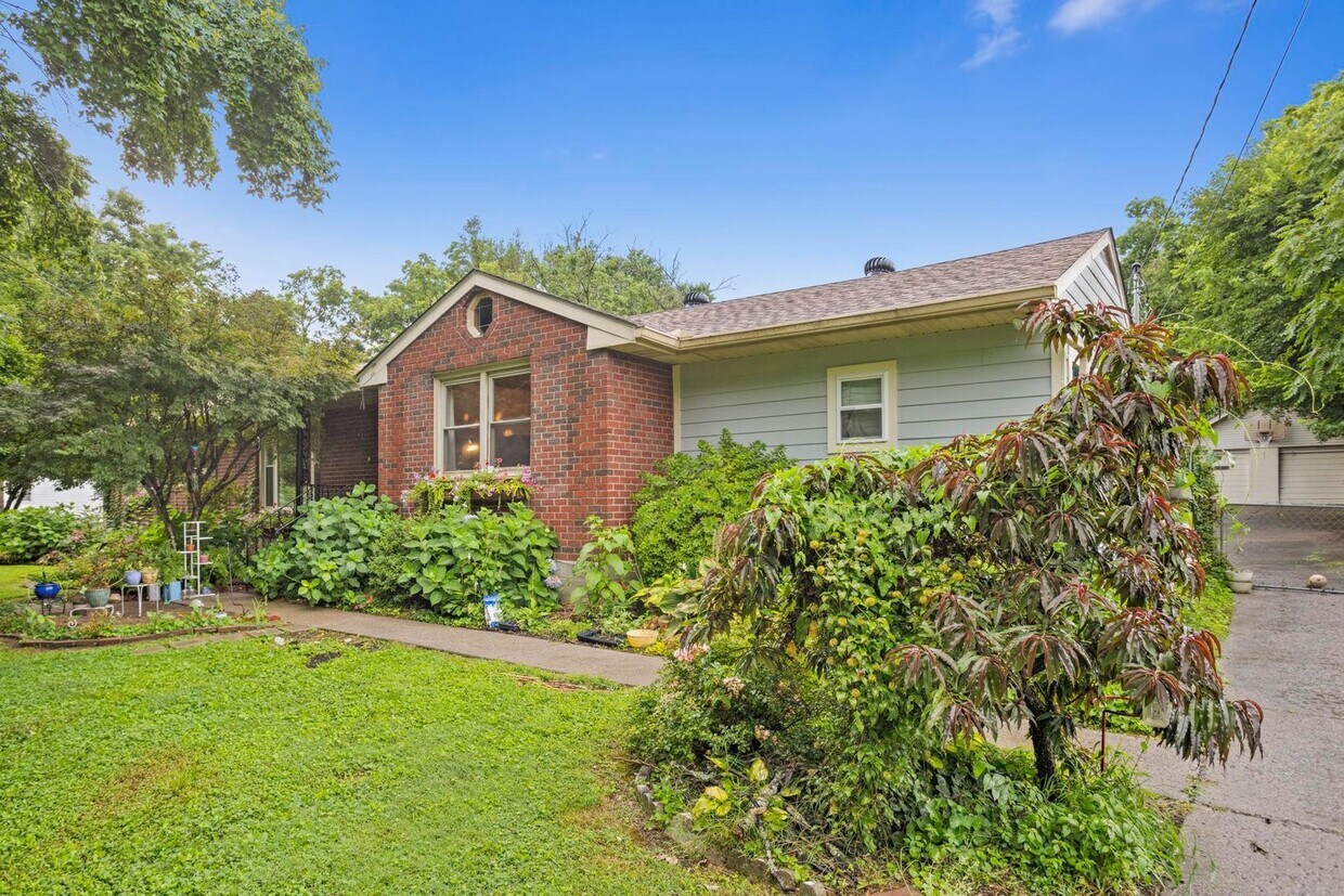 Photo - 4117 Saunders Ave-
