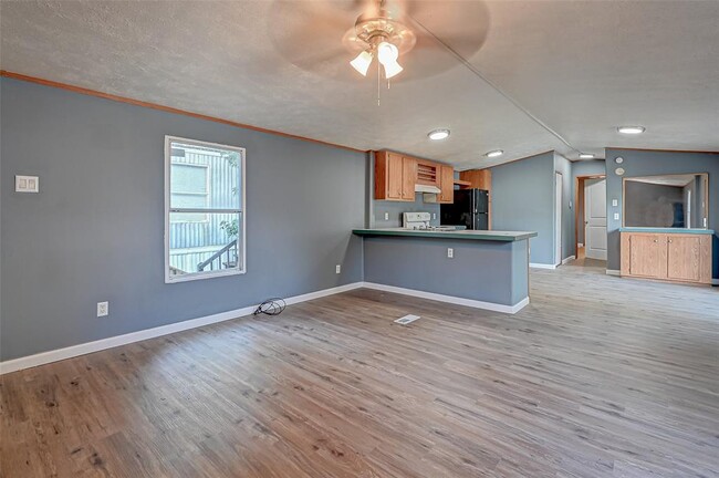 Building Photo - 14134 Shadow Bay Dr
