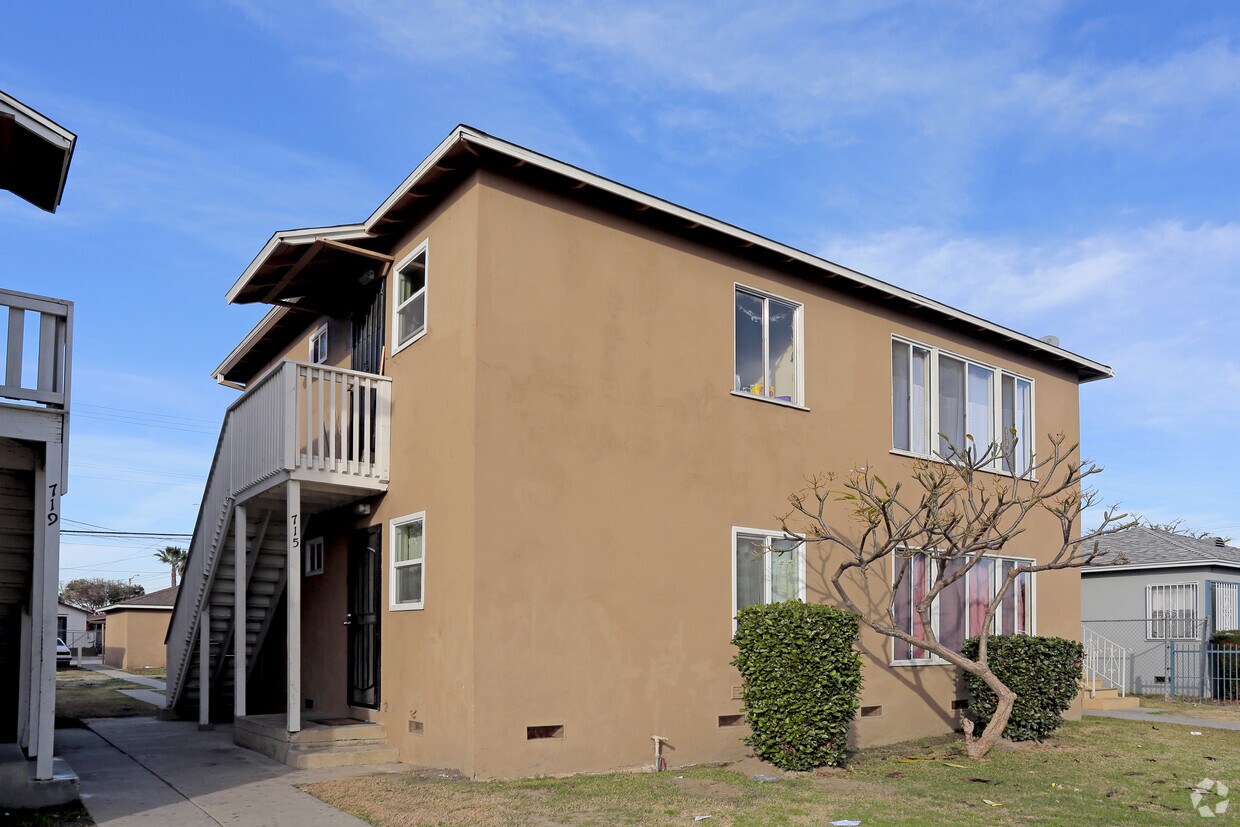 715 S Bullis Rd, Compton, CA 90221 Apartments in Compton, CA
