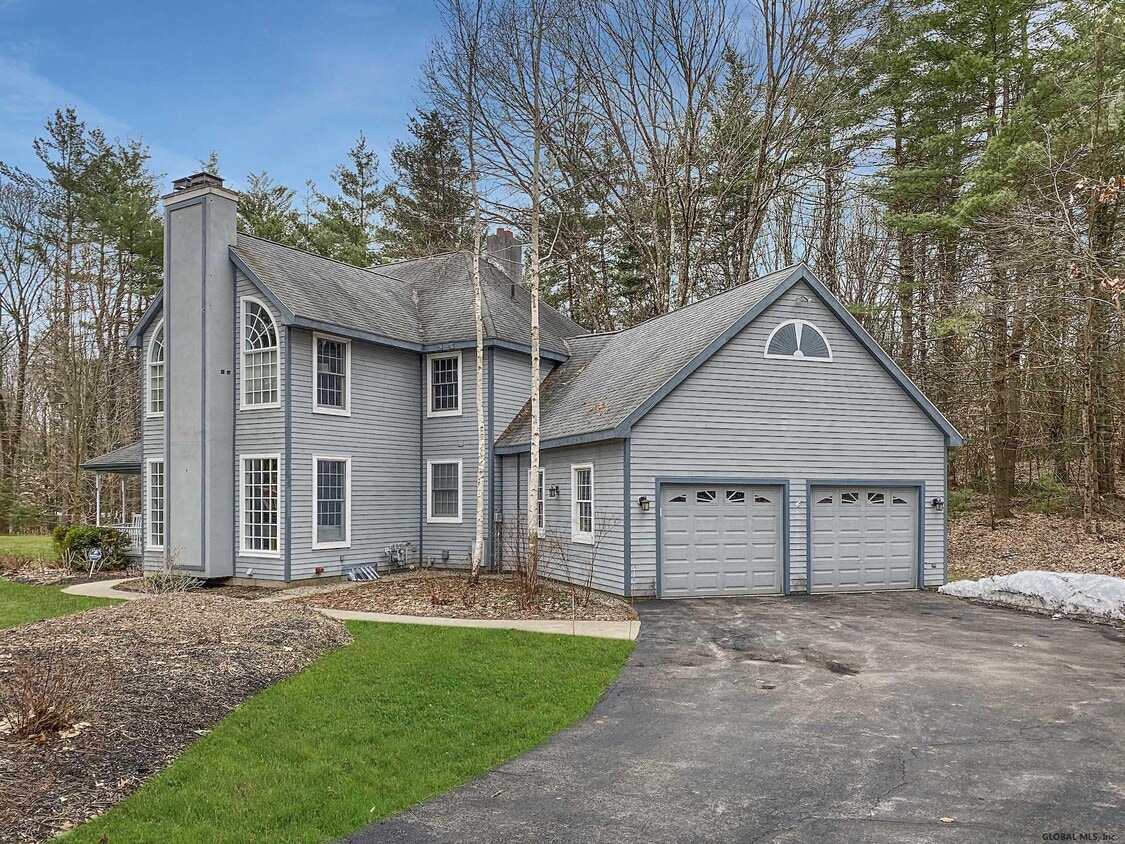 Primary Photo - 9 Summerfield Ln