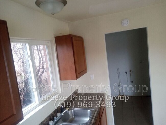 Foto del edificio - 1531 Freedom St