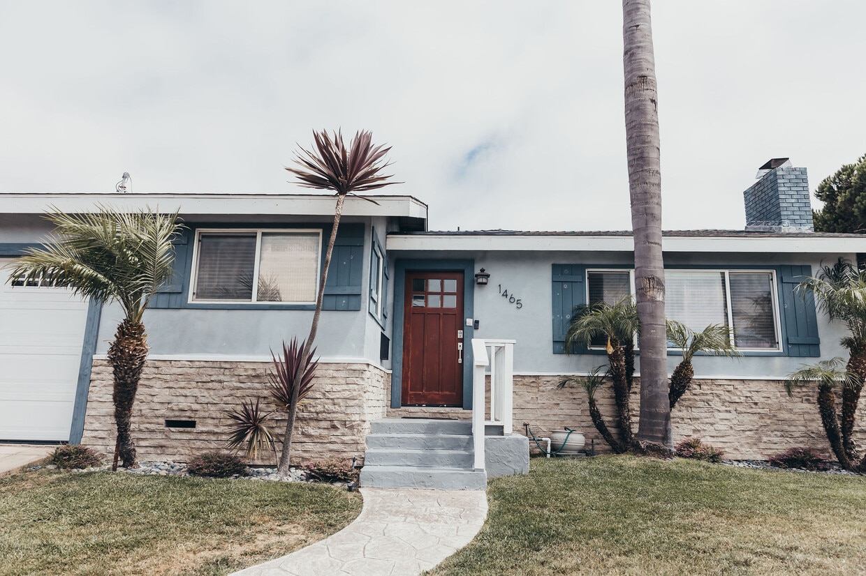 Foto principal - 1465 Frankfort St