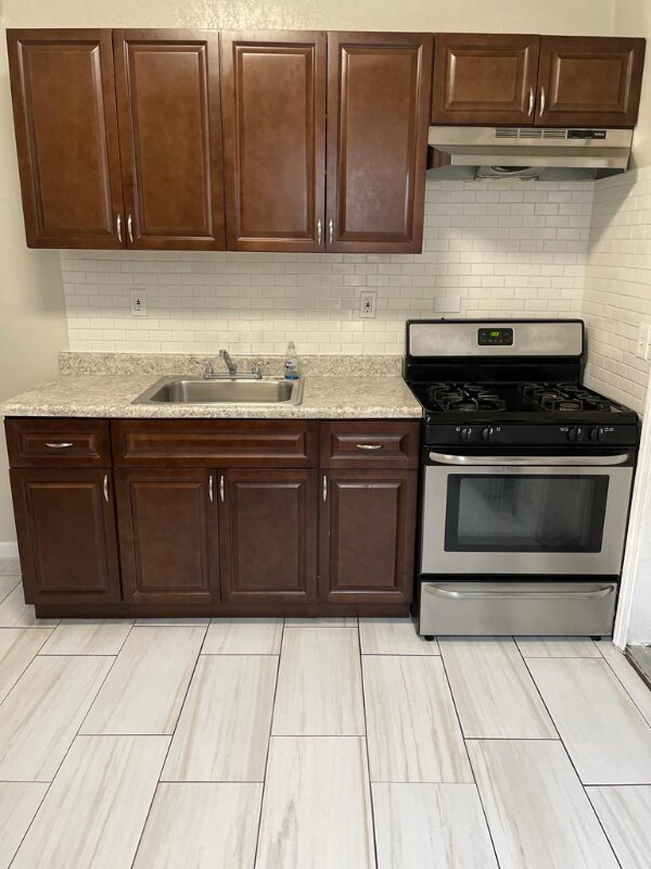 Foto del edificio - 805 6th St