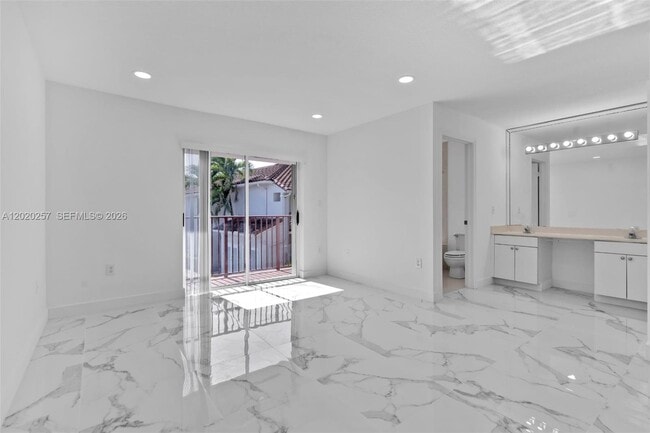 Foto del edificio - 10245 SW 154th Pl