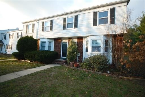 Building Photo - 20 Rosewood Ct