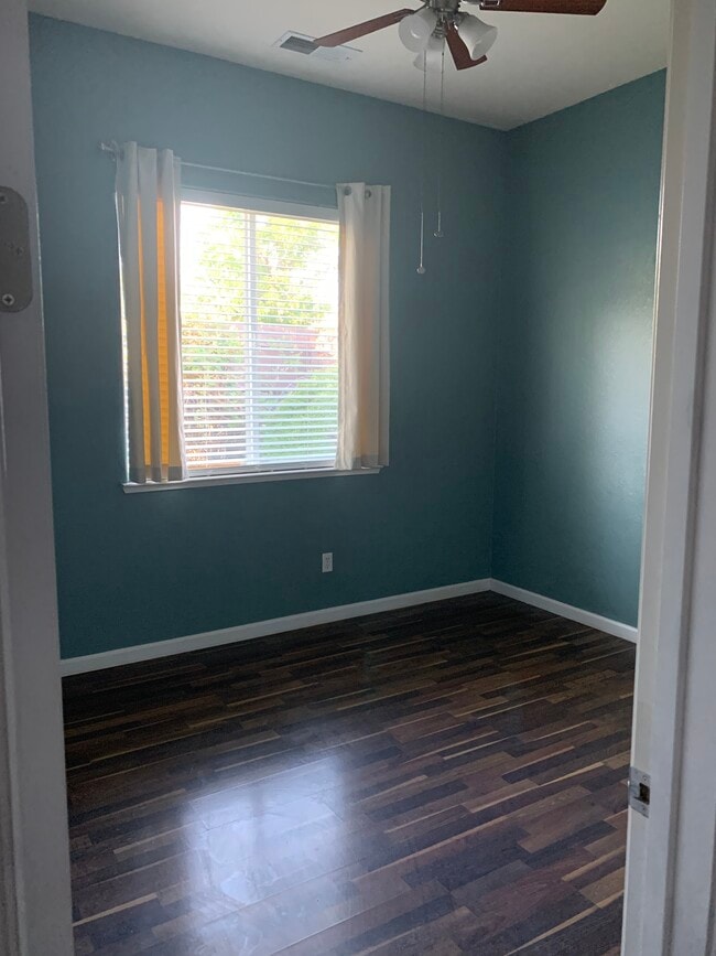 Building Photo - 2655 Mule Cir