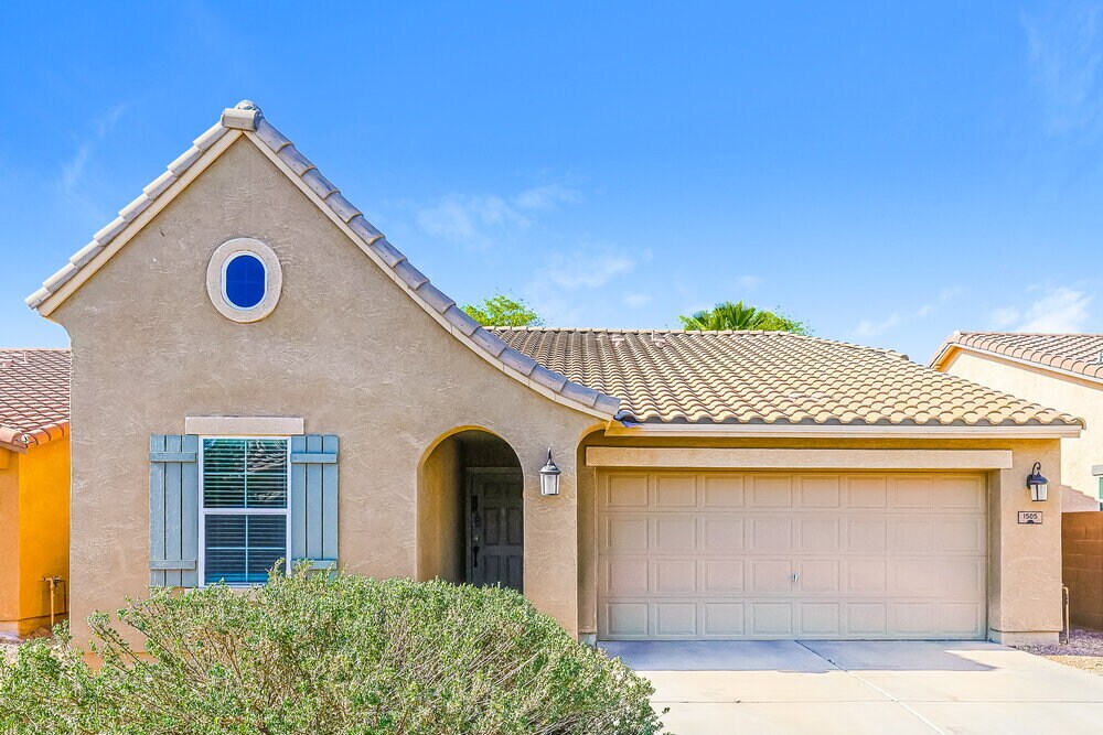 Foto principal - 1505 E Lakeview Dr