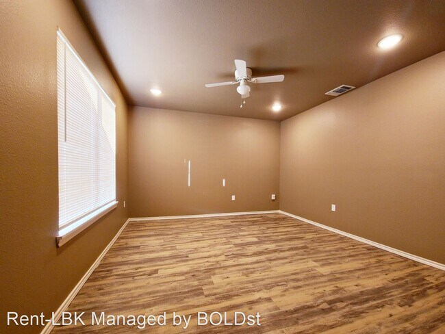 Foto del edificio - 3 br, 2 bath House - 1517 E 15th Street
