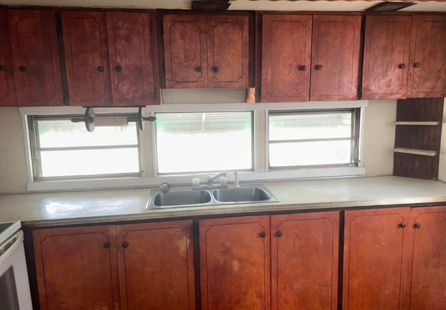 Building Photo - 435 Morningwood Ln