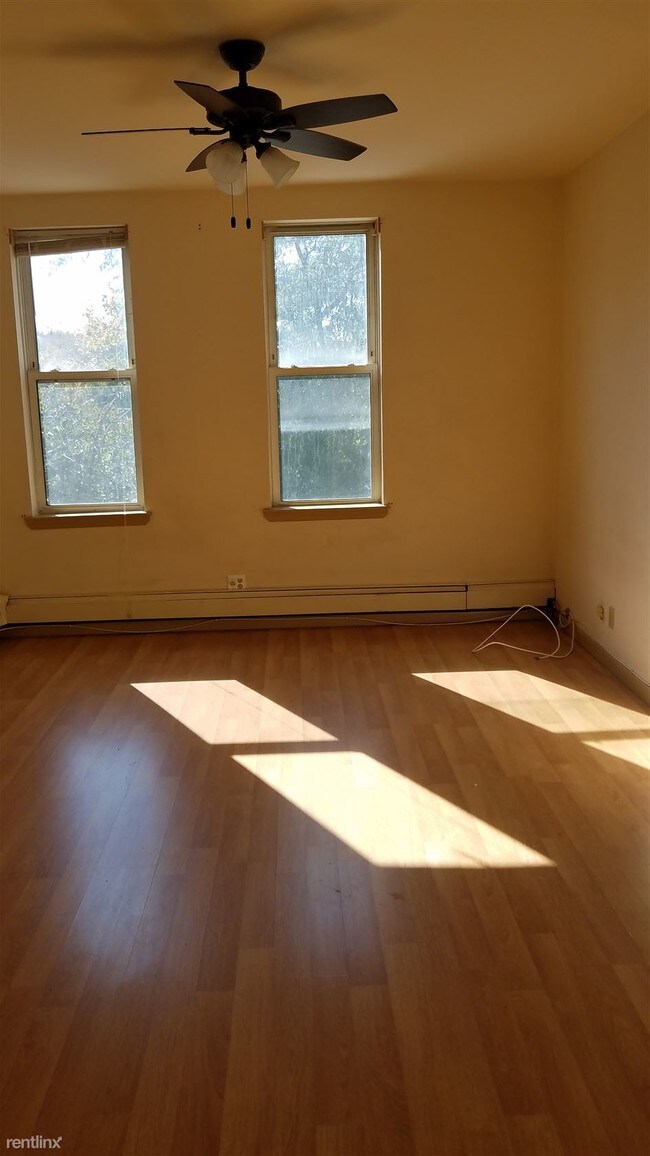 Building Photo - Studio, 1 bath House - 6076 54th Pl