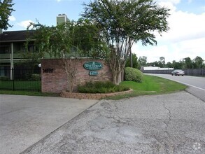 Building Photo - 14777 Wunderlich Dr
