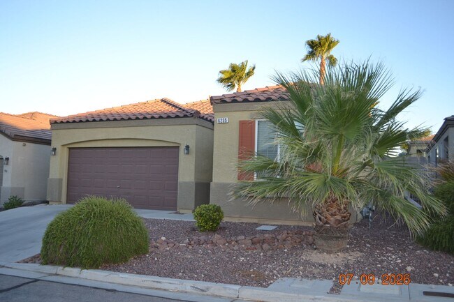 Foto del edificio - 2BED/2BA SOUTHWEST HOME - 1 STORY IN GATED COMMUNITY WITH POOL AREA AND SPA