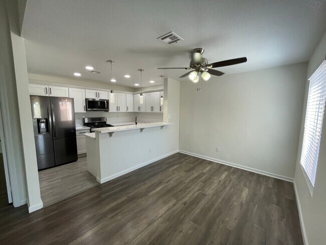Foto del edificio - 8452 Boseck Dr