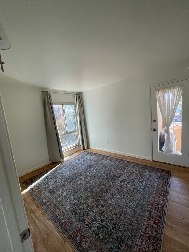 Foto principal - 576 Blaisdell Dr