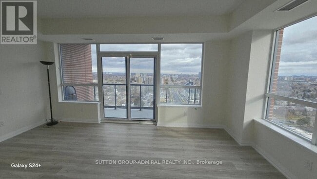 Building Photo - 3270 Sheppard Ave E