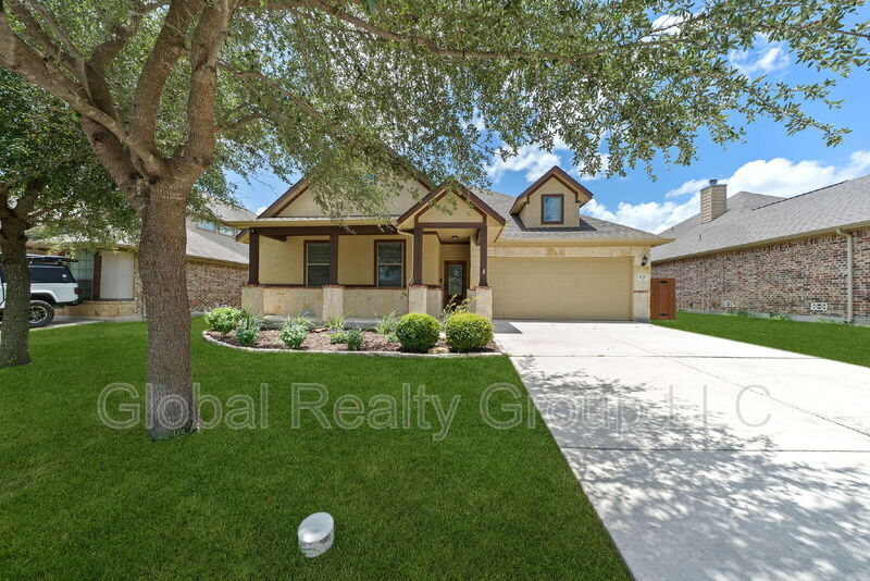 Foto principal - 2118 Pecan Haven