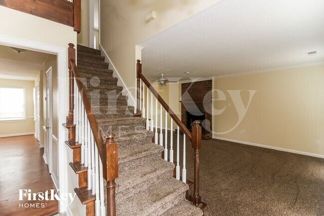 Building Photo - 7053 Germantown Trail