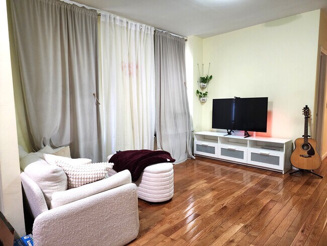 Foto del edificio - 1494 Ocean Ave