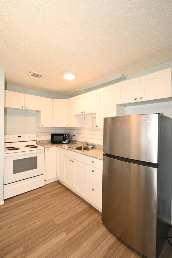 Primary Photo - 1 bedroom in Prince George BC V2M 4N1