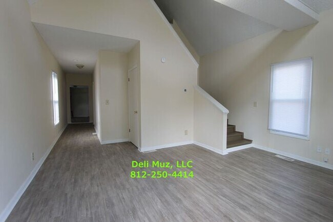 Building Photo - Cute 2 Bedroom, 1 Bath House