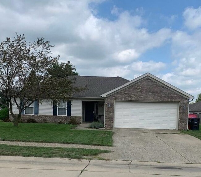 Building Photo - 600 Paden Dr