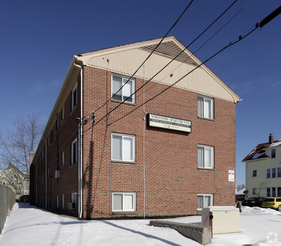 185 Norwood Ave, Providence, RI 02905 Apartments in Providence, RI
