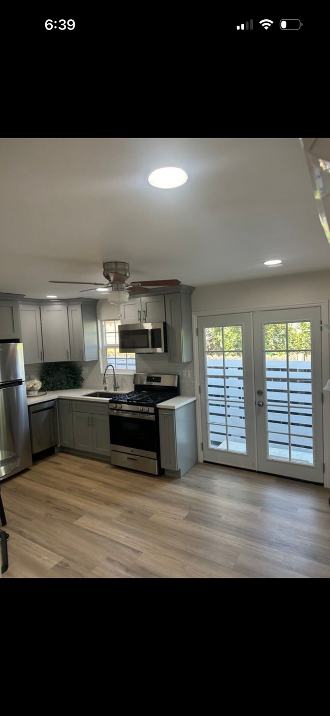 Building Photo - 116 W Arbor St