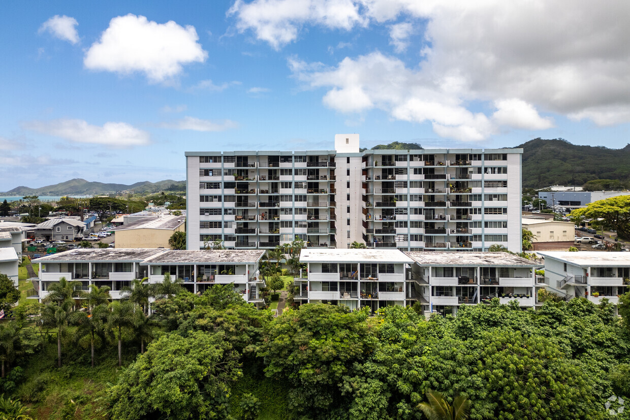 Primary Photo - Na Pali Gardens