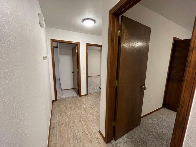 Foto del edificio - 1425 Pickford Ln