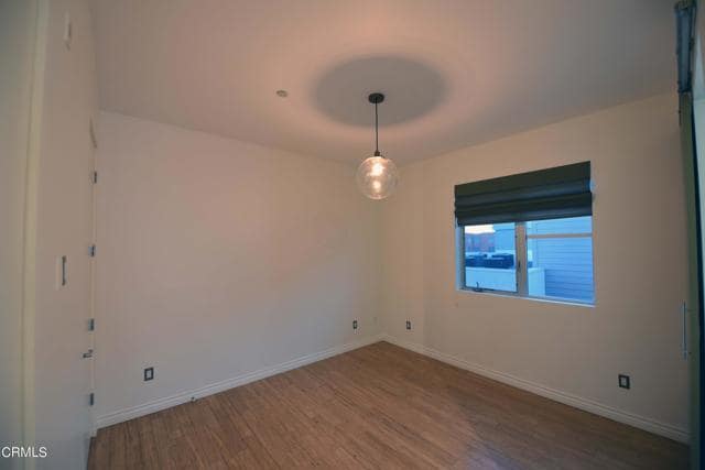 Building Photo - 217 S Marengo Ave