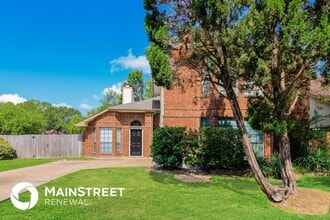 Building Photo - 12418 Meadow Briar Dr