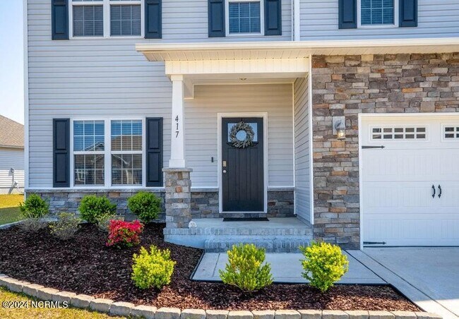 Building Photo - 417 Derrick Dr
