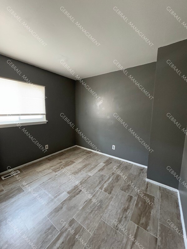 Building Photo - 4019 Frazer St