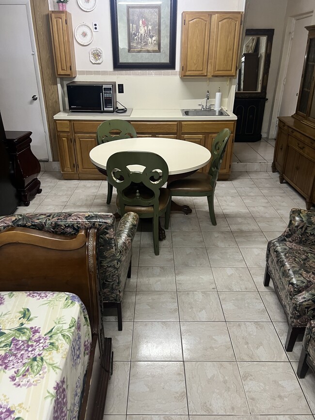 Foto del edificio - 4000 NW 9th Ct