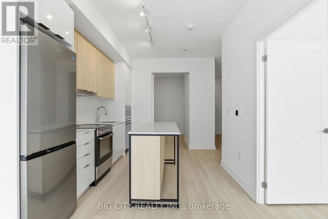 Building Photo - 9751 Markham Rd