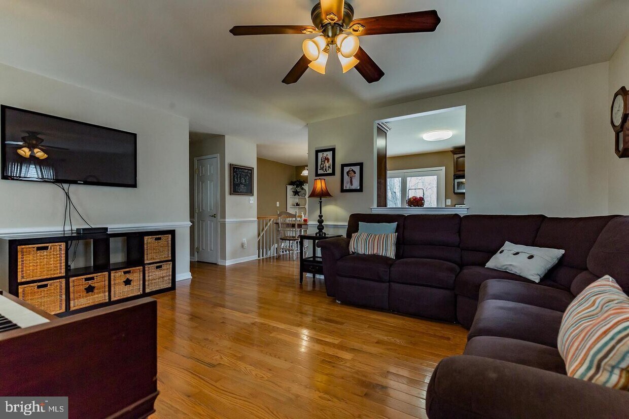 1441 Knight Ave, Dunkirk, MD 20754 House for Rent in Dunkirk, MD