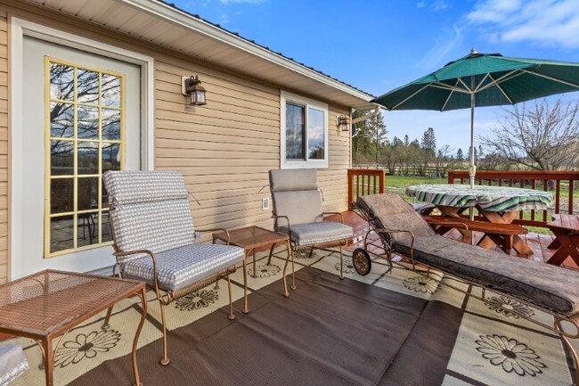 Foto del edificio - 670 Riverside Rd