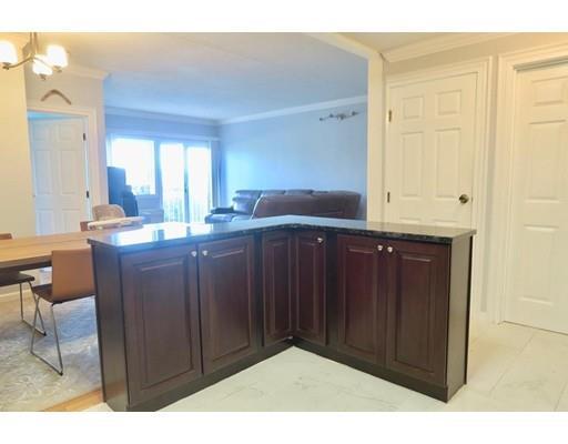 Building Photo - 100 Cove Way