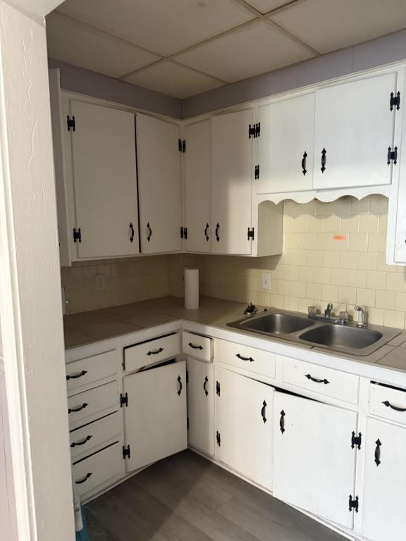 Foto del edificio - 164 S Pleasant St