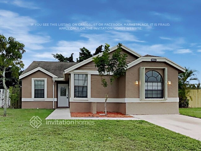 Building Photo - 10884 Grandview Ct