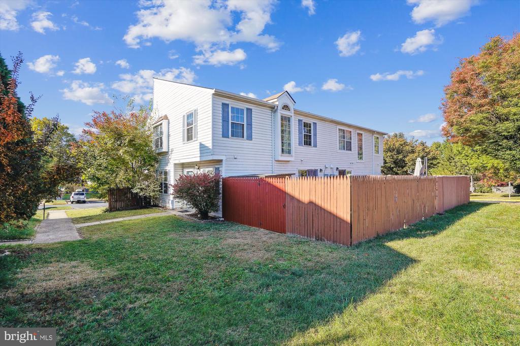Foto principal - 6101 Hoskins Hollow Cir