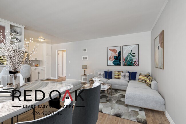 Foto del edificio - 320 S Sherbourne Dr