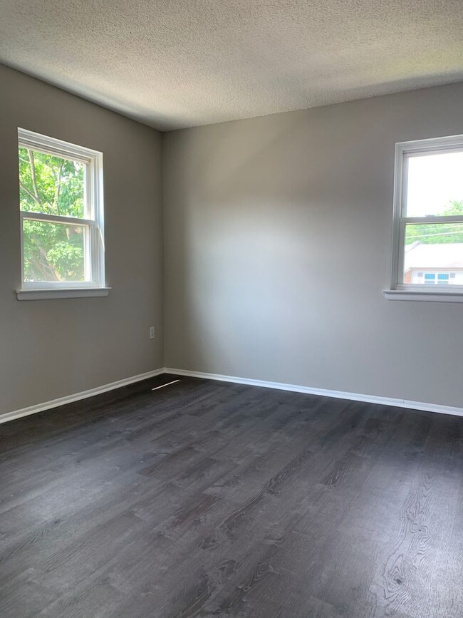 Foto del edificio - 600 Grant Rd Unit 18
