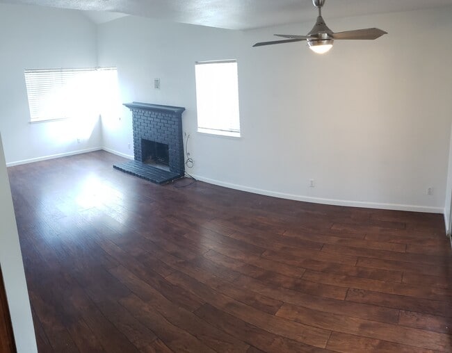 Foto del edificio - 2329 N Clark St