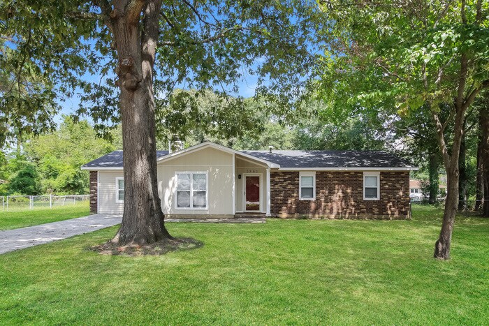 Foto principal - 1861 Engle Ct