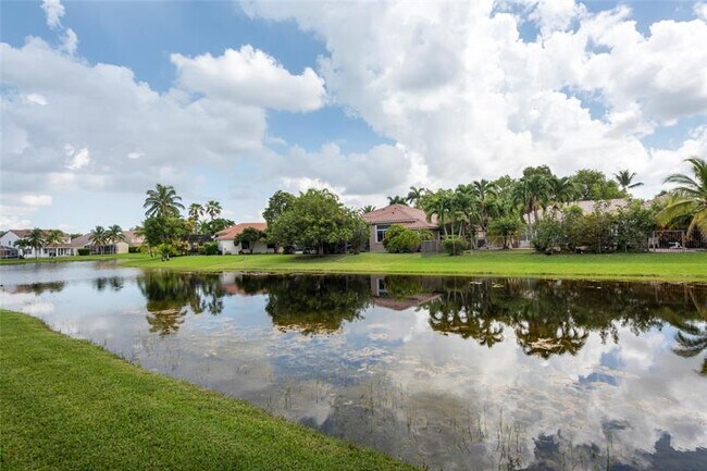 Foto del edificio - 361 Fairmont Way