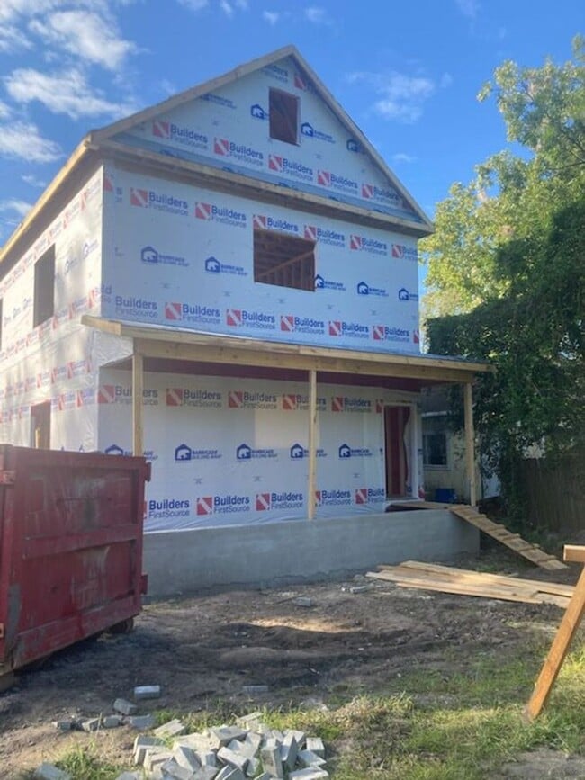 Building Photo - 2321 Greene St