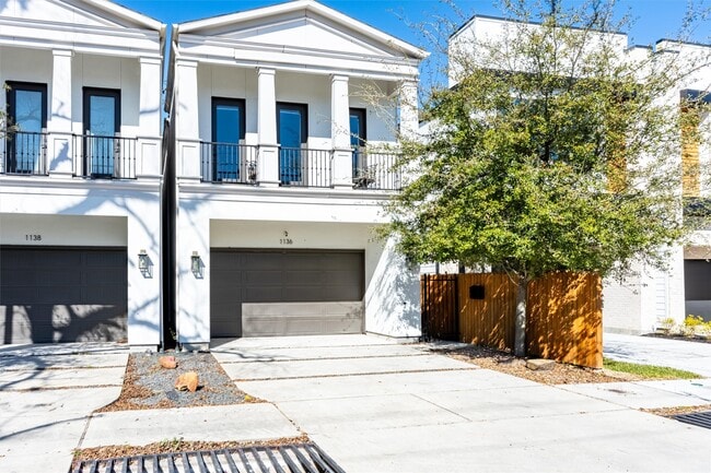 Foto del edificio - 1136 Adele St