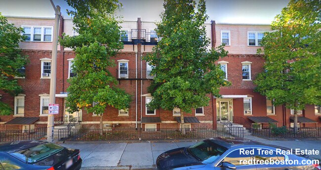 Foto del edificio - 160 N Beacon St