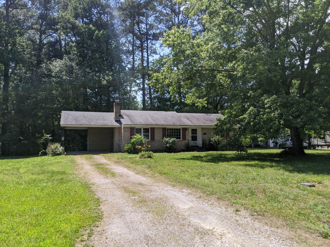 Primary Photo - Rental House in Waverly, VA